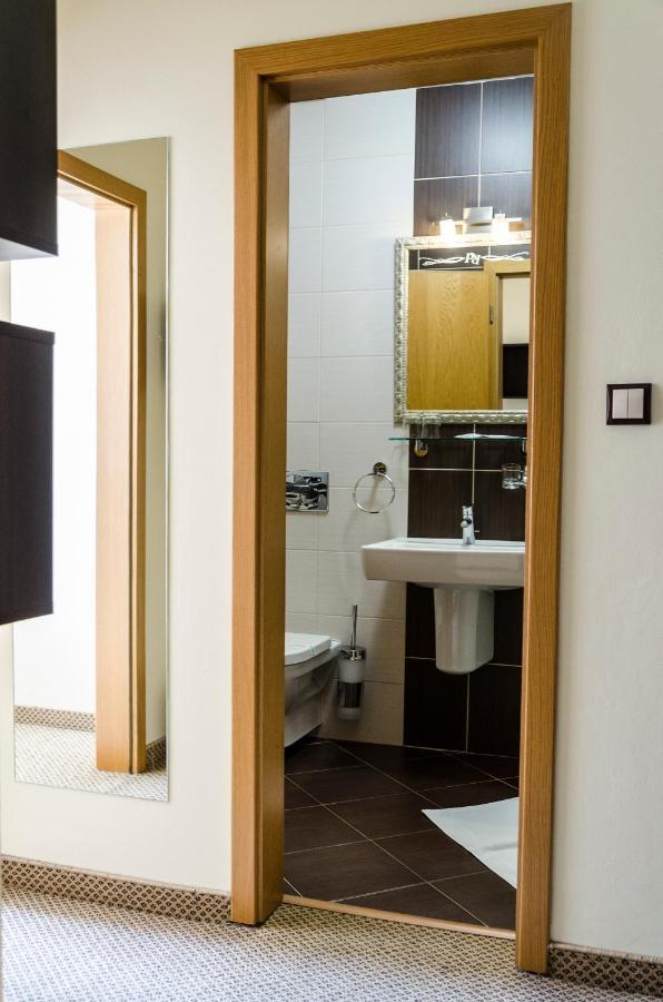 Hotel Rokoko Kassa Kültér fotó