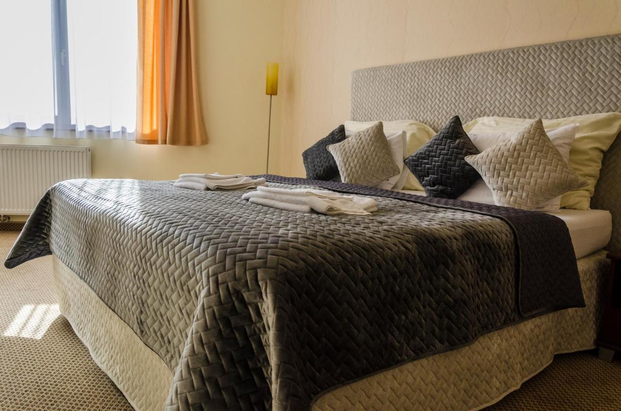 Hotel Rokoko Kassa Kültér fotó